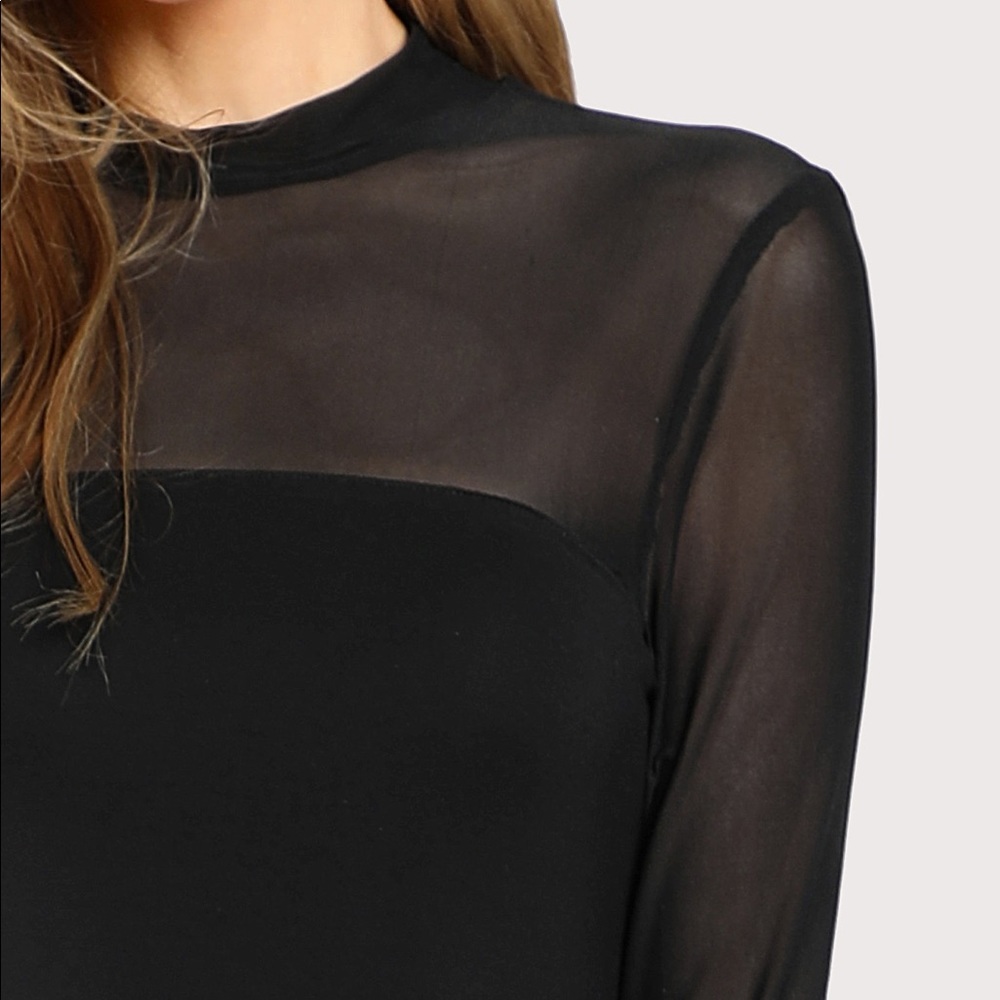 🆕🥂Form fitting dress w/mesh panel - Picture 6 of 8